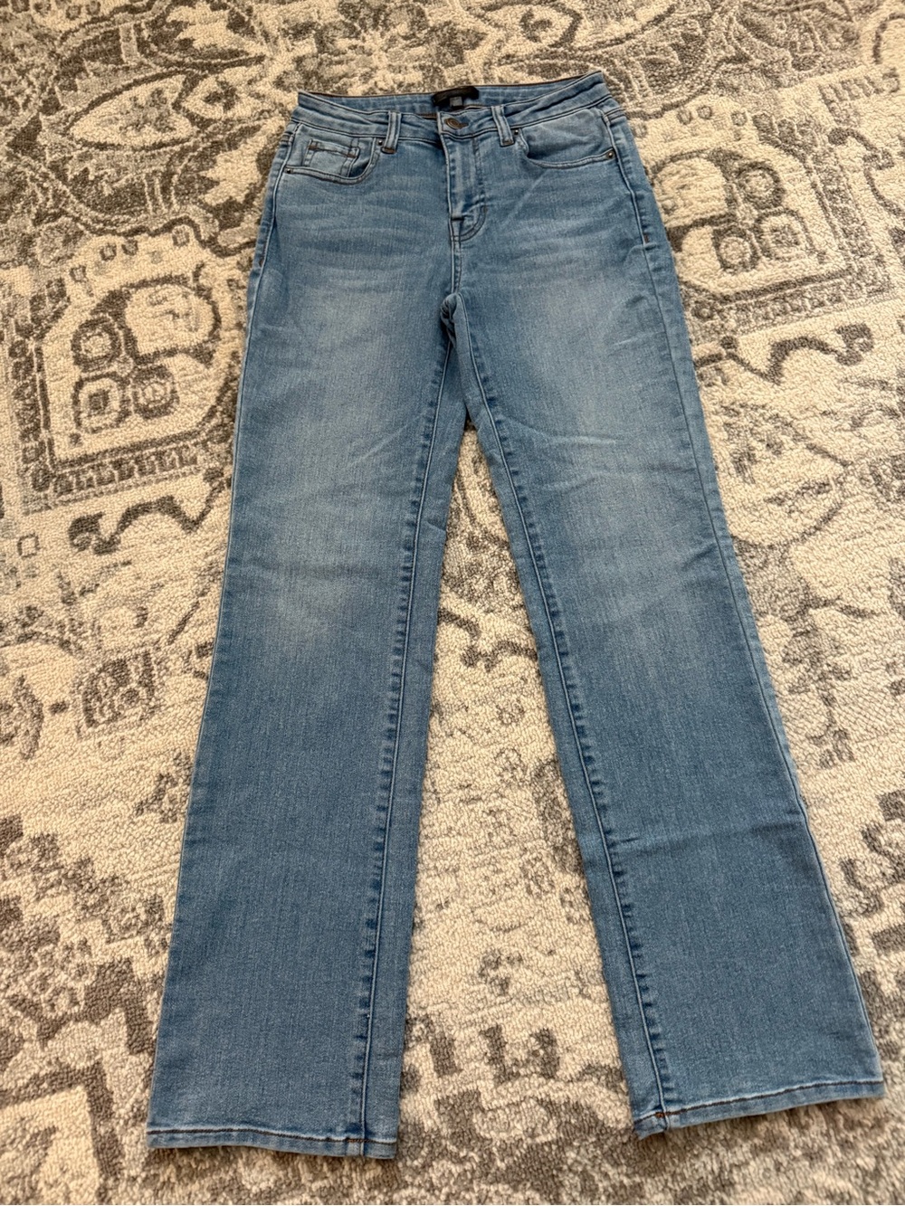 Women’s Boot-Cut Jeans in Medium Blue Denim